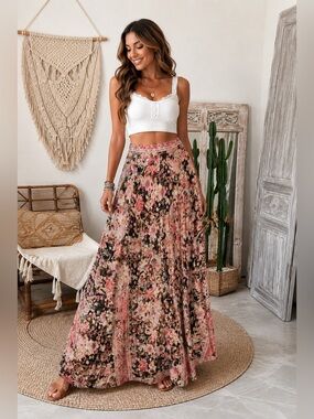 NWT Rhea Floral Print Maxi Skirt Boho Festival Chic S/M A29